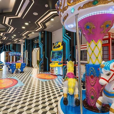 Dali Hotel Екстер'єр фото