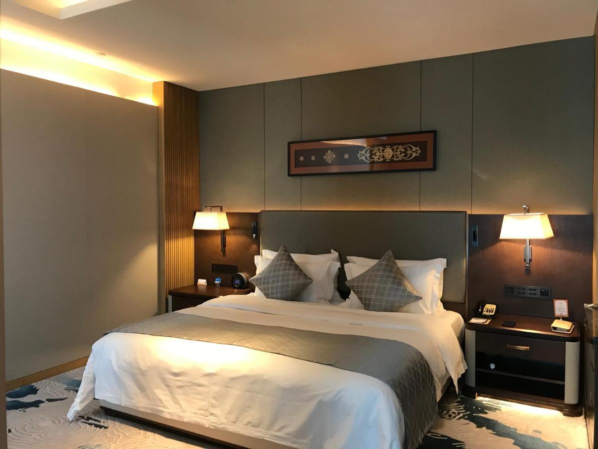 Dali Hotel Екстер'єр фото